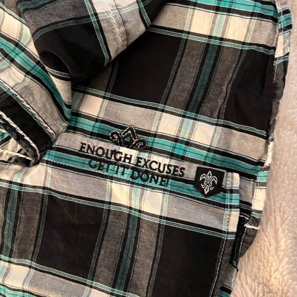 Roar Embroidered Blue & Black Plaid Button-Up shirt - men's large - Picture 7 of 10